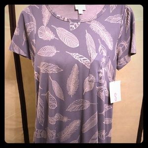 NWT Small LuLaRoe Carly FEATHERS